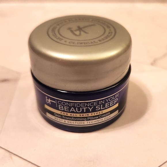 IT Cosmetics Makeup Bundle NEW Primer Setting Spray Finishing Powder Night Cream - Picture 8 of 10